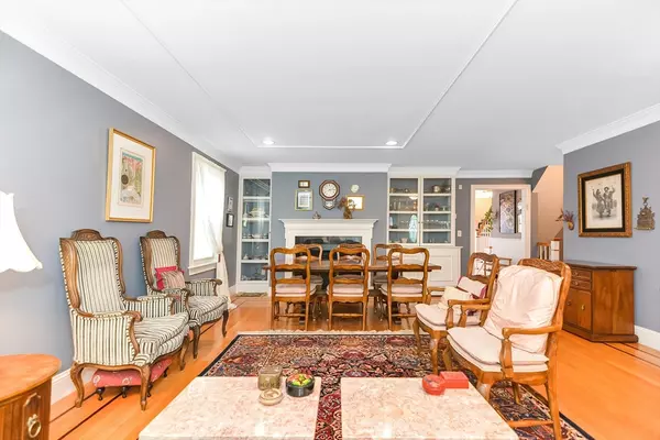 Natick, MA 01760,34 N Main St #2