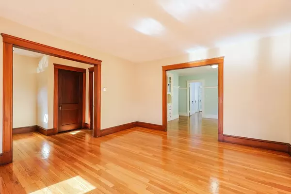 Arlington, MA 02476,155 Highland Ave #1