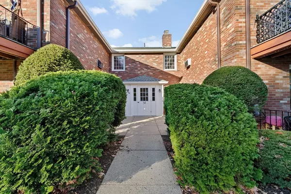 54 Fountain Ln. ##9, Weymouth, MA 02190