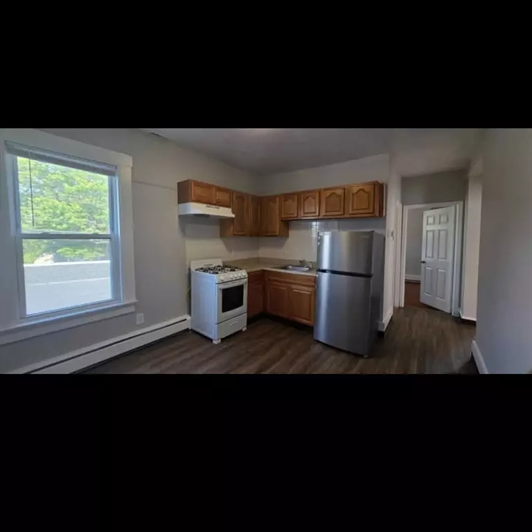 Lynn, MA 01902,185 Chestnut St #2R