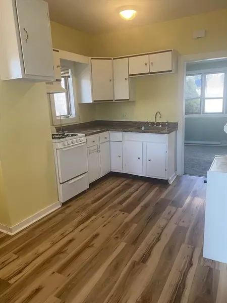 71B Bay Street #B, Hull, MA 02045