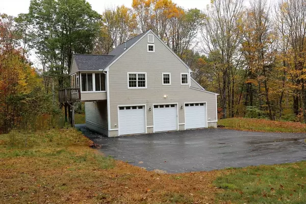 241 N Brookfield Rd, New Braintree, MA 01531