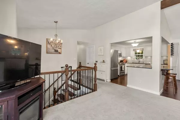 Worcester, MA 01605,7 Otter Trail