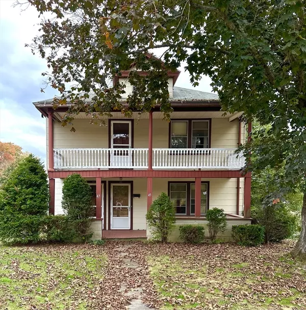 45-47 Belchertown St, Palmer, MA 01080