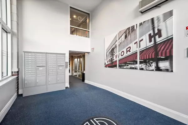 Quincy, MA 02169,18 Cliveden St #406