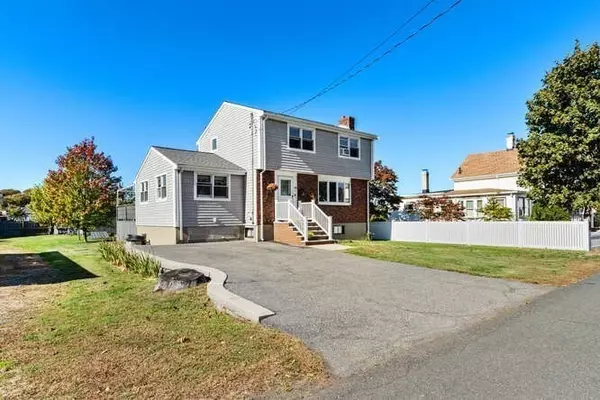 9 Spencer Ave, Saugus, MA 01906