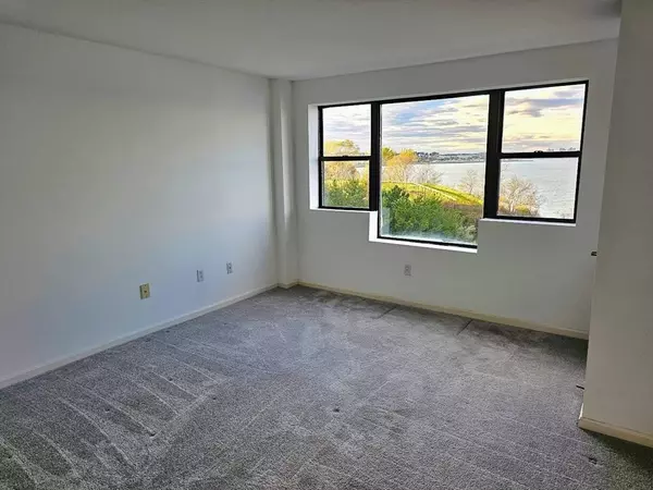 Winthrop, MA 02152,3 Seal Harbor Rd #634