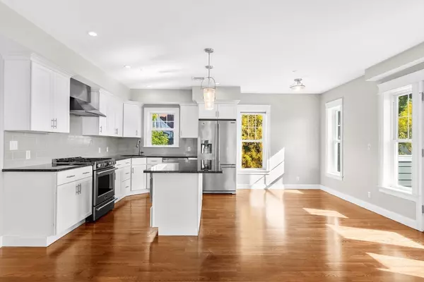 Boston, MA 02122,22 Chickatawbut St #2