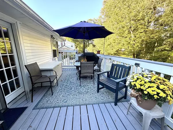 Whitman, MA 02382,32 Joyce Ter