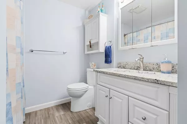 Attleboro, MA 02703,55 Leedham St #2-6