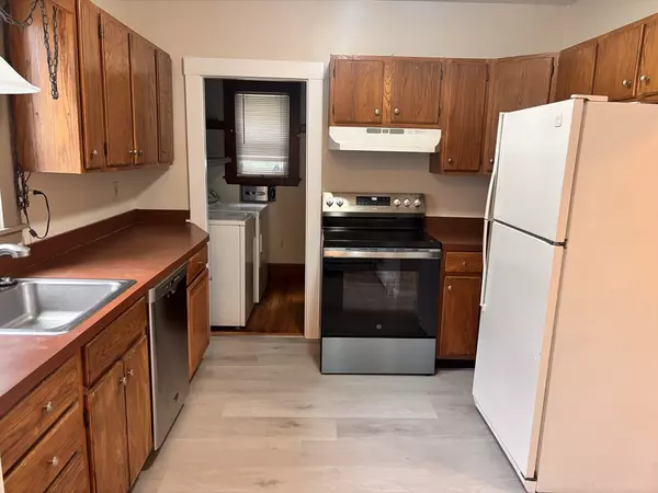 Belmont, MA 02478,15 Chester Rd #1