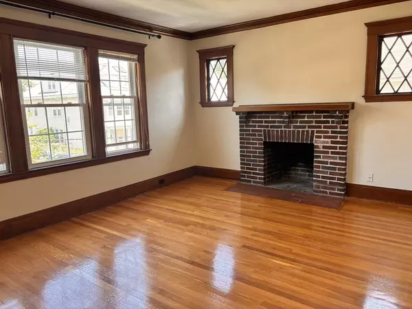 Belmont, MA 02478,15 Chester Rd #2