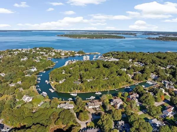 Falmouth, MA 02556,37 Five Gate Ln