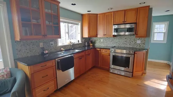 Newton, MA 02461,94 Parker Ave #94