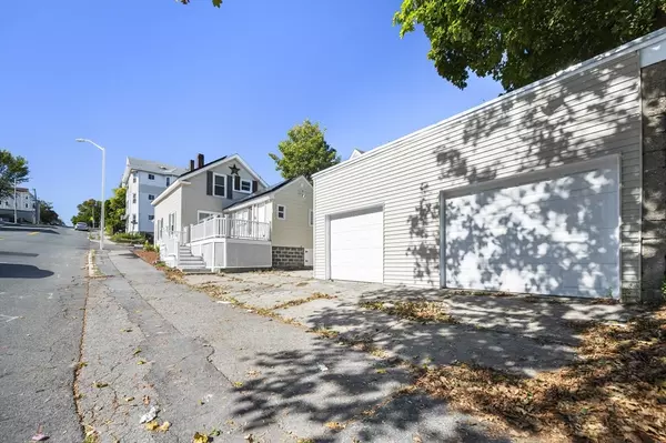 Worcester, MA 01604,55 Mendon St