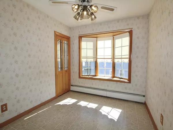 Worcester, MA 01604,79 Alvarado Ave