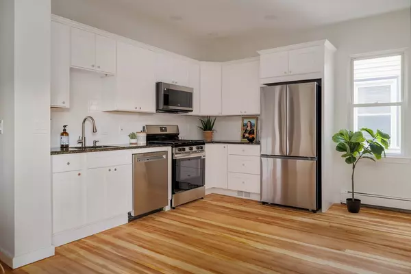 Cambridge, MA 02139,172 Putnam Avenue #2
