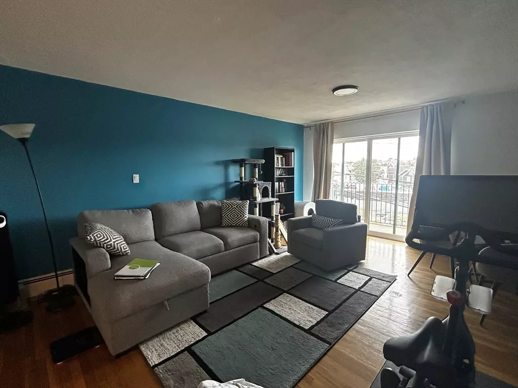 Boston, MA 02125,400 Savin Hill #21