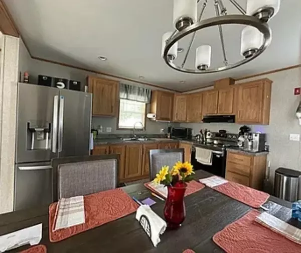 Londonderry, NH 03053,67 Pinyon Place