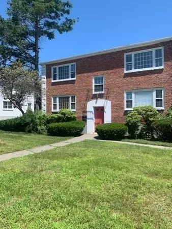 Holbrook, MA 02343,16 Abington Ave #1R