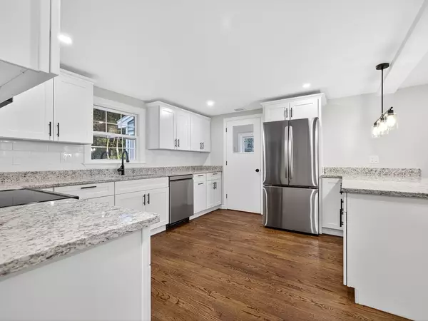 Melrose, MA 02176,40 Bratley Street