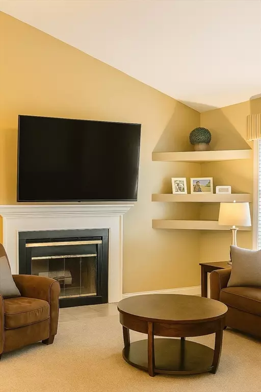 Worcester, MA 01604,53 Denver Ter