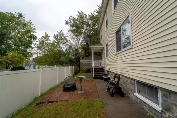 Worcester, MA 01604,10 Lamar Ave