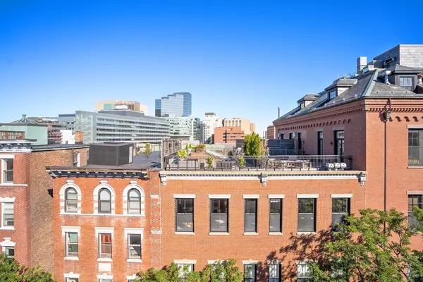 Boston, MA 02114,48 Phillips #4