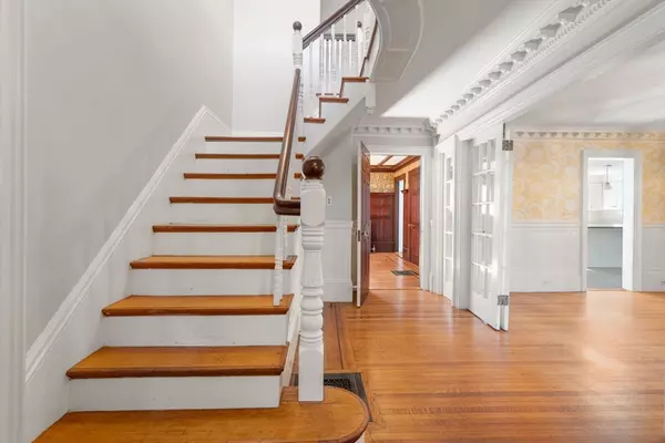 324 Union St #1, Millis, MA 02054