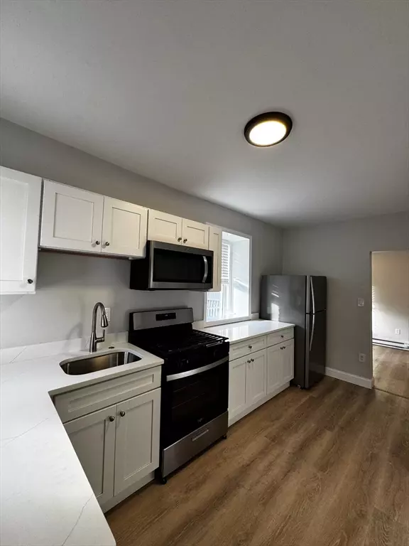 83 Chelsea #3, Boston, MA 02128