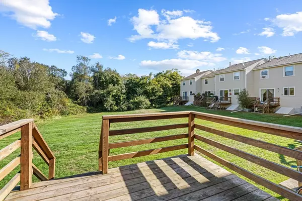Fairhaven, MA 02719,706 Ocean Meadows #706