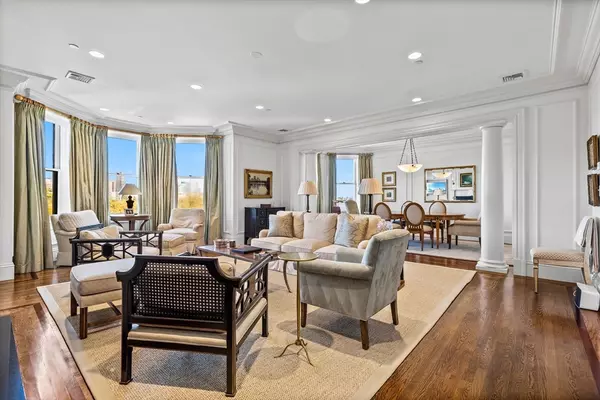 Boston, MA 02116,348 Beacon Street #4