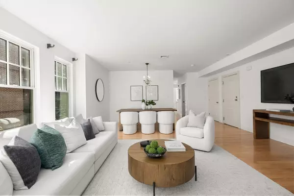 Brookline, MA 02446,125 Crowninshield Road #125