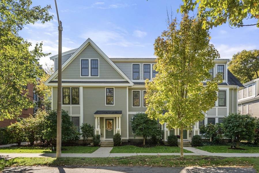 125 Crowninshield Road #125, Brookline, MA 02446