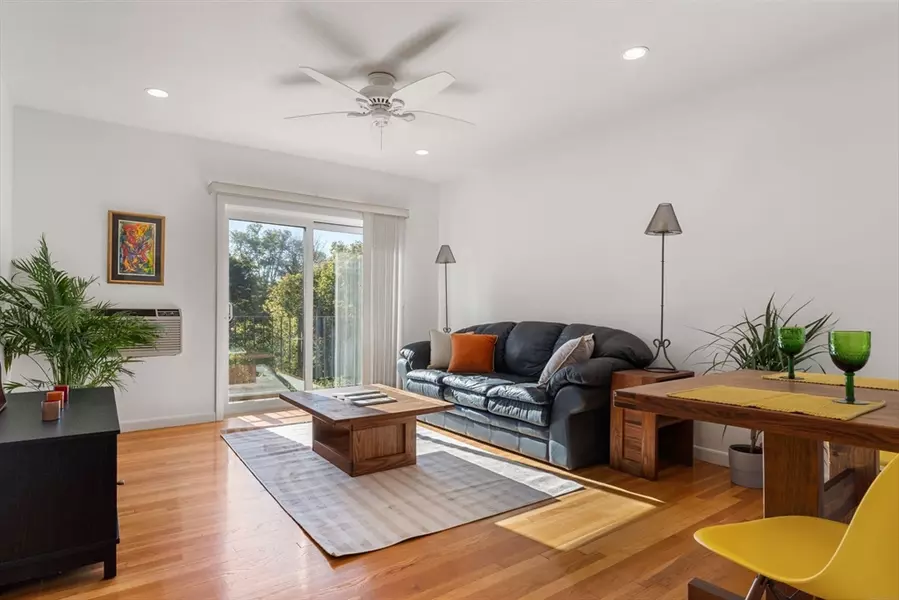 22 Branchfield St. #D1, Boston, MA 02124