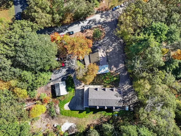 Webster, MA 01570,98 Minebrook Rd