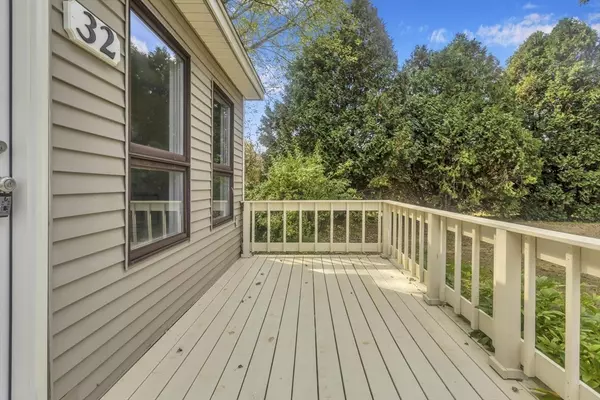 Whately, MA 01093,32 Swamp Road