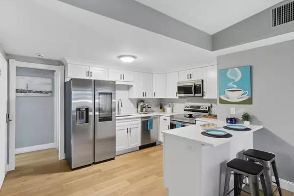 115 West Seventh St #3, Boston, MA 02127