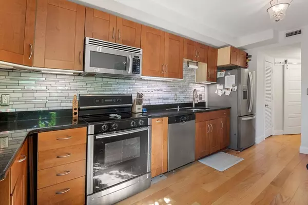 681 Massachusetts Ave #1, Boston, MA 02116