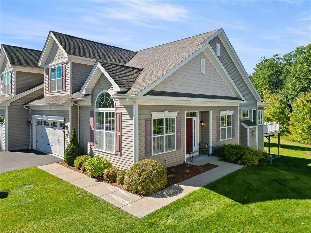 Methuen, MA 01844,42 Hopkins Circle #42