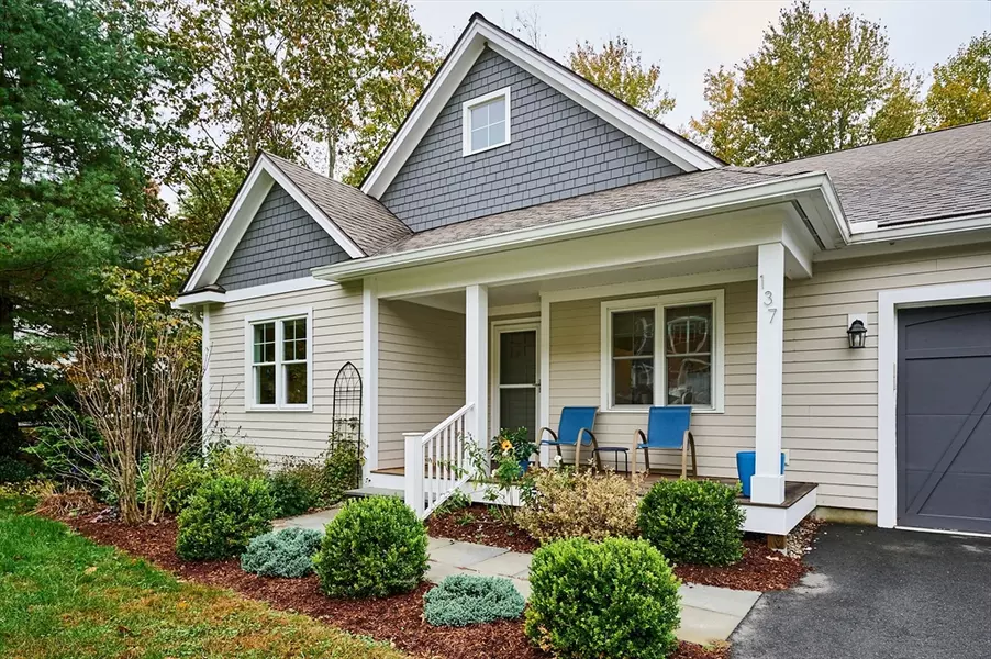 137 Emerson Way, Northampton, MA 01062