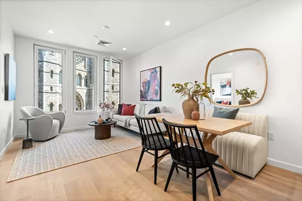 Boston, MA 02118,1395 Washington Street #301
