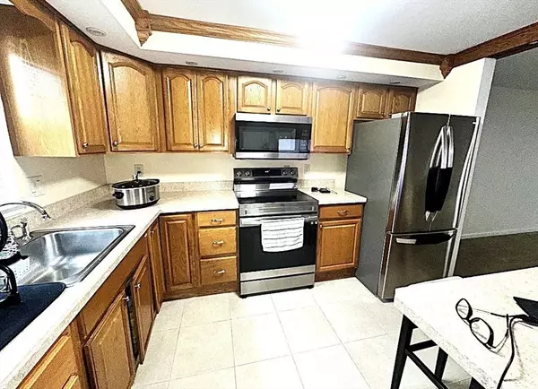 South Hadley, MA 01075,540 Granby Road #62