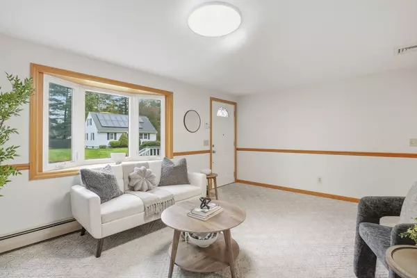 Springfield, MA 01129,221 Glenoak Dr