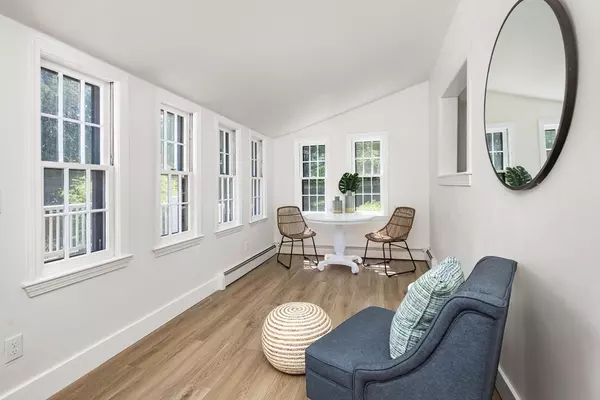 Hingham, MA 02043,210 North St