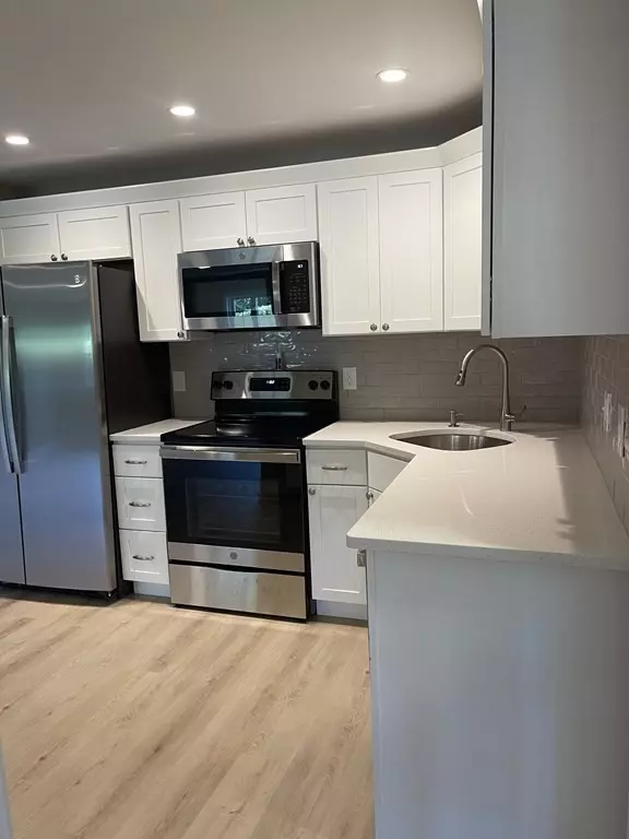 180 Main #2106, Bridgewater, MA 02324