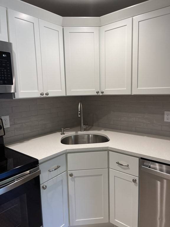 Bridgewater, MA 02324,180 Main #2106