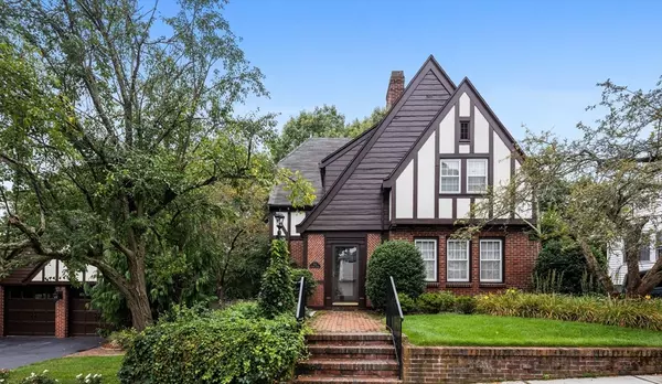 111 Shawmut St, Quincy, MA 02169