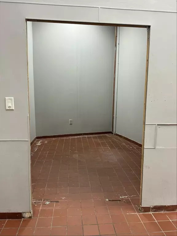 Boston, MA 02136,1260 Hyde Park Ave