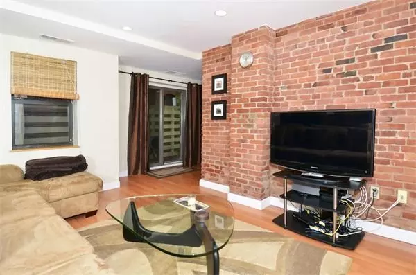 Boston, MA 02115,87 Gainsborough St #007